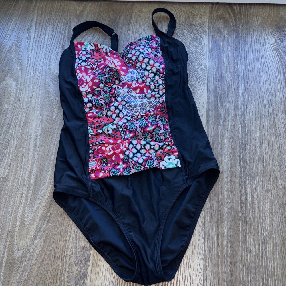 Krista women one piece bathing suit M Ruched Adjust Straps Padded Floral Black